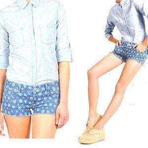 25 AG Adriano Goldschmied Liberty Bianca Daisy Cut Off Stretch Denim Shorts